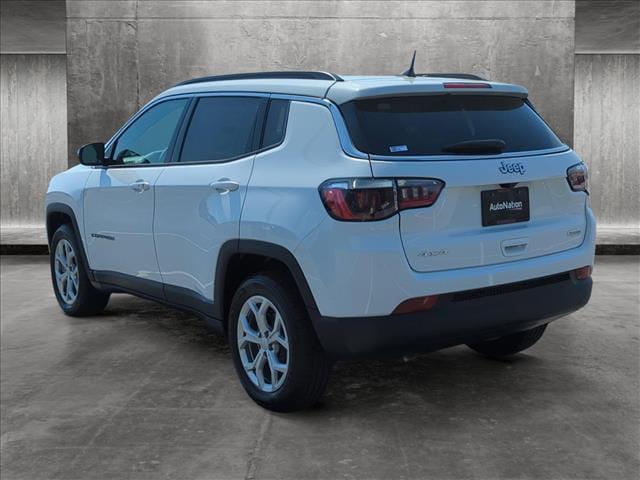 2024 Jeep Compass COMPASS LATITUDE 4X4