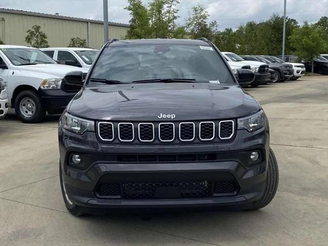 2024 Jeep Compass COMPASS LATITUDE 4X4