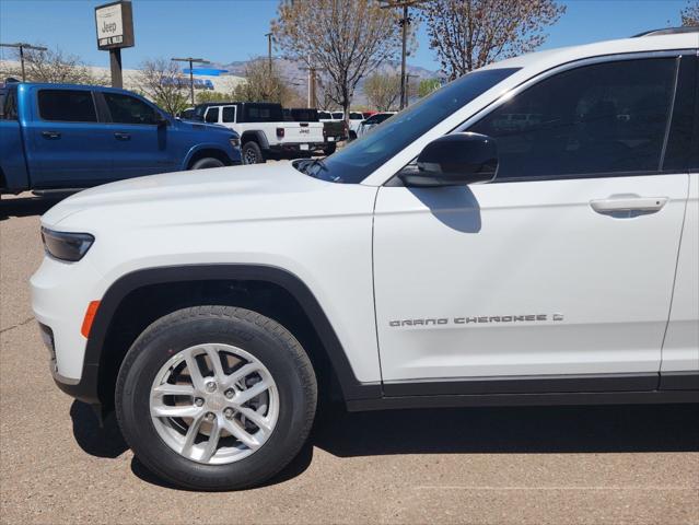 2024 Jeep Grand Cherokee GRAND CHEROKEE L LAREDO 4X4