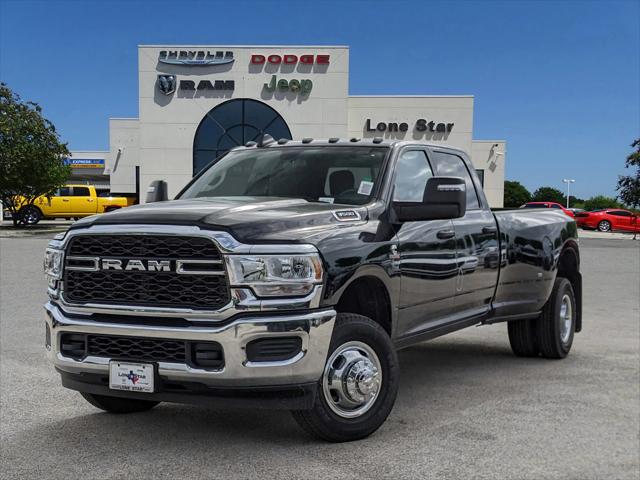 2024 RAM Ram 3500 RAM 3500 TRADESMAN CREW CAB 4X4 8 BOX