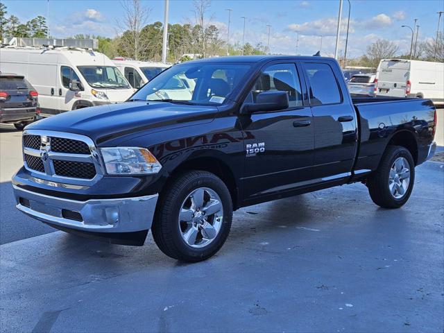 2024 RAM Ram 1500 Classic RAM 1500 CLASSIC TRADESMAN QUAD CAB 4X4 64 BOX