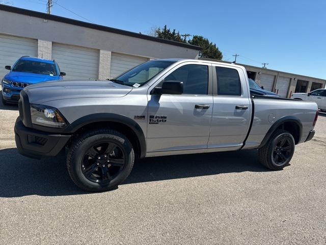 2024 RAM Ram 1500 Classic RAM 1500 CLASSIC WARLOCK QUAD CAB 4X4 64 BOX