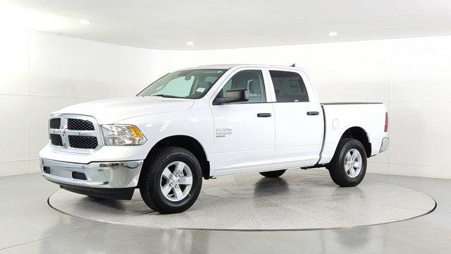 2024 RAM Ram 1500 Classic RAM 1500 CLASSIC TRADESMAN CREW CAB 4X4 57 BOX