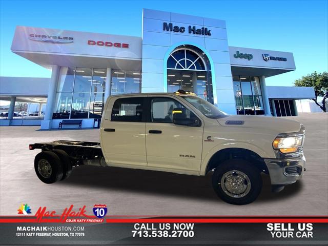 2024 RAM Ram 3500 Chassis Cab RAM 3500 SLT CREW CAB CHASSIS 4X4 60 CA