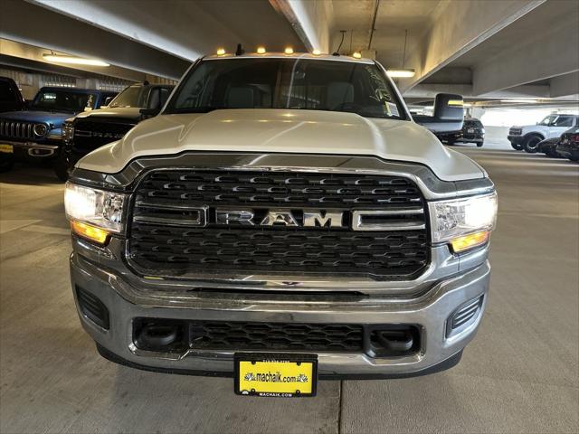 2024 RAM Ram 3500 Chassis Cab RAM 3500 SLT CREW CAB CHASSIS 4X4 60 CA