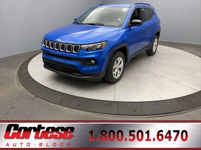 2024 Jeep Compass COMPASS LATITUDE 4X4