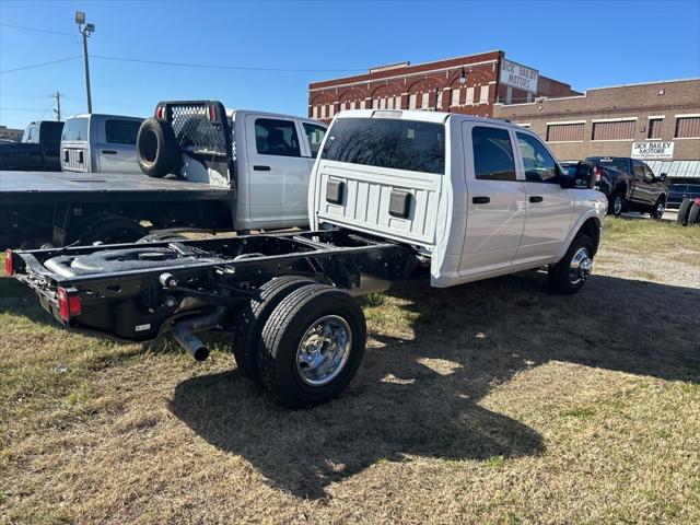 2024 RAM Ram 3500 Chassis Cab RAM 3500 TRADESMAN CREW CAB CHASSIS 4X4 60 CA