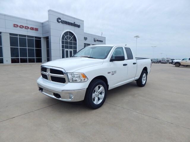 2024 RAM Ram 1500 Classic RAM 1500 CLASSIC TRADESMAN QUAD CAB 4X4 64 BOX