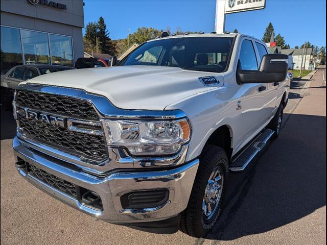 2024 RAM Ram 3500 RAM 3500 TRADESMAN CREW CAB 4X4 64 BOX