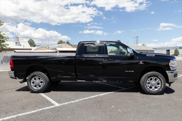 2024 RAM Ram 3500 RAM 3500 LARAMIE CREW CAB 4X4 8 BOX