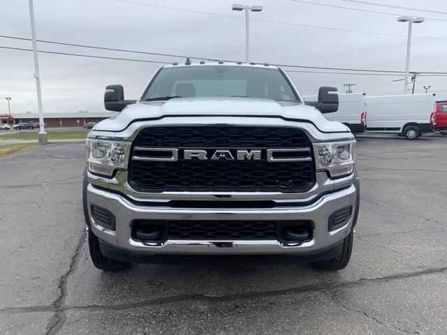 2024 RAM Ram 5500 Chassis Cab RAM 5500 TRADESMAN CHASSIS REGULAR CAB 4X4 84 CA 2024 RAM Ram 5500 Chassis Cab RAM 5500 TRADESMAN CHASSIS REGULAR CAB 4X4 84 CA