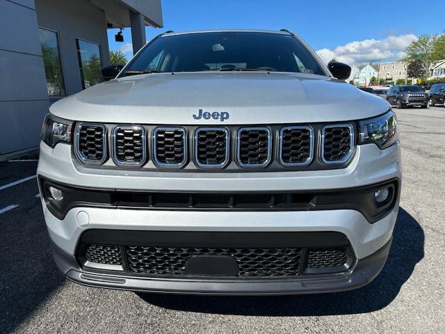 2024 Jeep Compass COMPASS LATITUDE 4X4