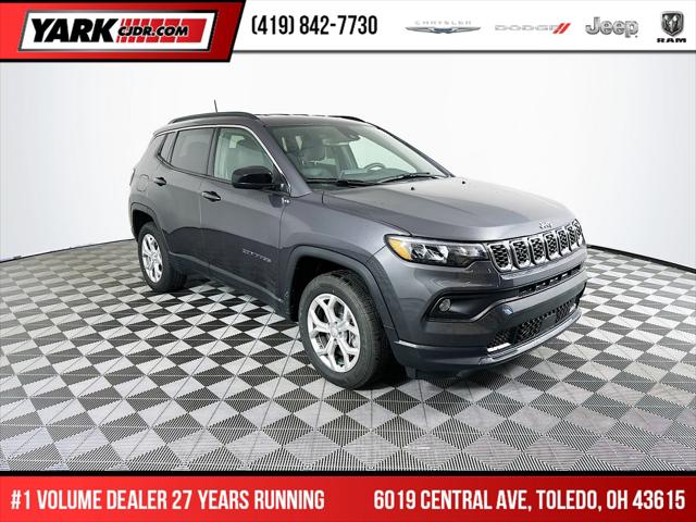 2024 Jeep Compass COMPASS LATITUDE 4X4