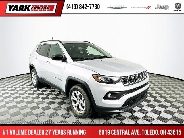 2024 Jeep Compass COMPASS LATITUDE 4X4