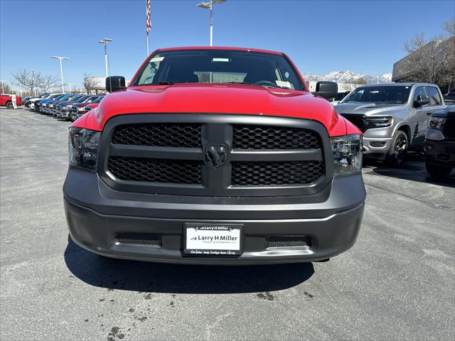 2024 RAM Ram 1500 Classic RAM 1500 CLASSIC TRADESMAN CREW CAB 4X4 57 BOX