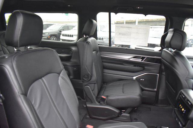 2024 Jeep Wagoneer Series II Carbide 4x4