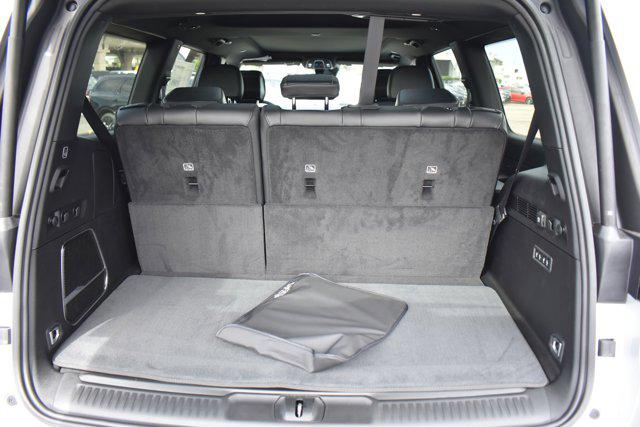 2024 Jeep Wagoneer Series II Carbide 4x4