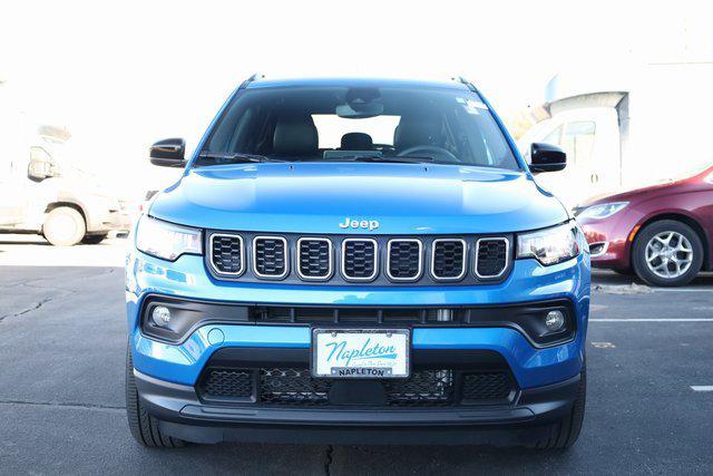 2024 Jeep Compass COMPASS LATITUDE LUX 4X4
