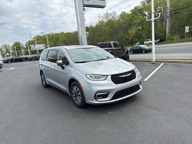 2023 Chrysler Pacifica Hybrid PACIFICA PLUG-IN HYBRID LIMITED