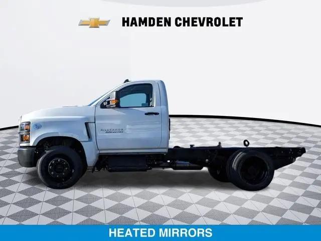 2023 Chevrolet Silverado MD LT