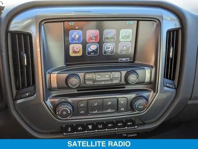 2023 Chevrolet Silverado MD LT