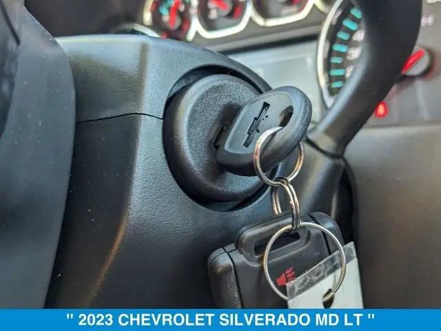2023 Chevrolet Silverado MD LT