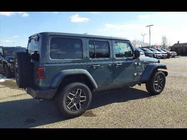 2024 Jeep Wrangler WRANGLER 4-DOOR SAHARA