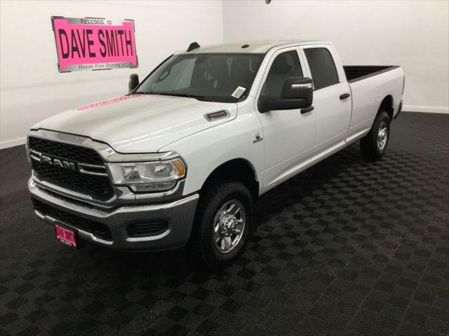 2024 RAM Ram 3500 RAM 3500 TRADESMAN CREW CAB 4X4 8 BOX