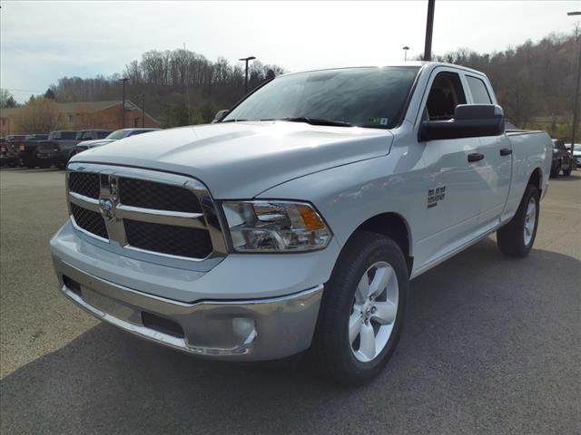 2024 RAM Ram 1500 Classic RAM 1500 CLASSIC TRADESMAN QUAD CAB 4X4 64 BOX