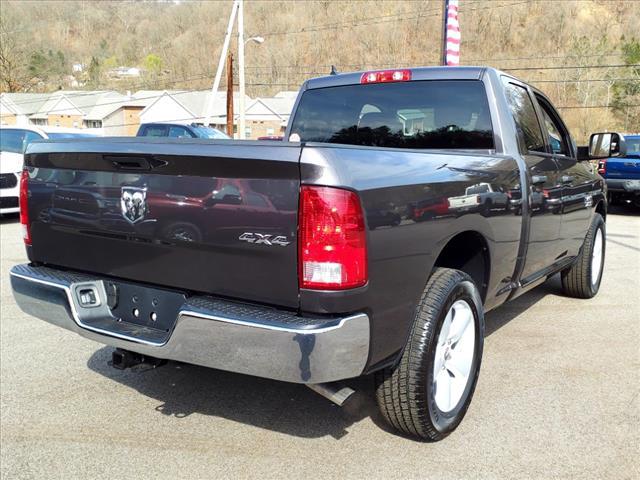 2024 RAM Ram 1500 Classic RAM 1500 CLASSIC TRADESMAN QUAD CAB 4X4 64 BOX