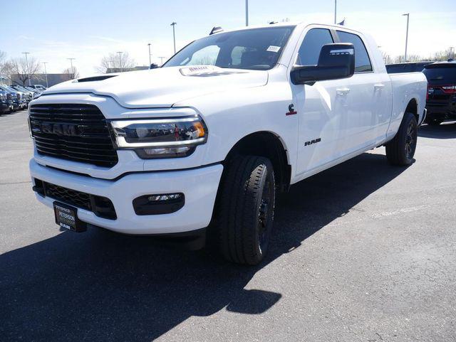 2024 RAM Ram 2500 RAM 2500 LARAMIE MEGA CAB 4X4 64 BOX