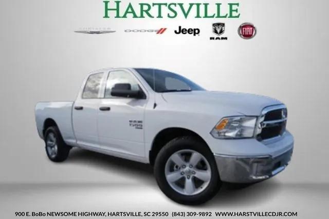 2024 RAM Ram 1500 Classic RAM 1500 CLASSIC TRADESMAN QUAD CAB 4X4 64 BOX