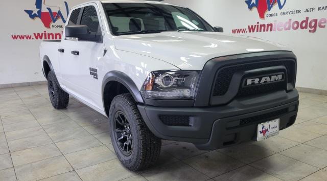 2024 RAM Ram 1500 Classic RAM 1500 CLASSIC WARLOCK QUAD CAB 4X4 64 BOX