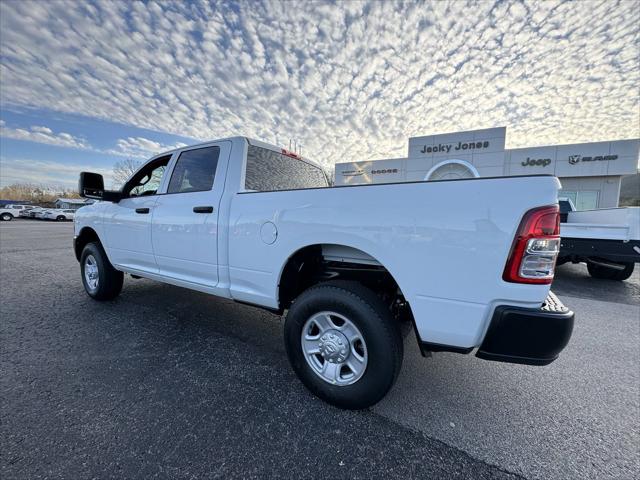 2024 RAM Ram 2500 RAM 2500 TRADESMAN CREW CAB 4X4 64 BOX