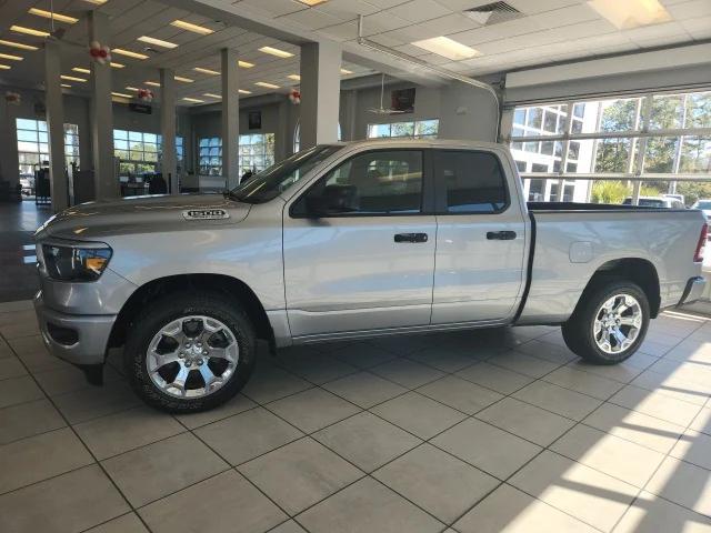 2024 RAM Ram 1500 RAM 1500 TRADESMAN QUAD CAB 4X4 64 BOX