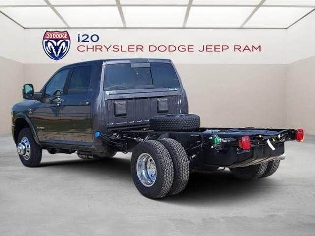 2024 RAM Ram 3500 Chassis Cab RAM 3500 LARAMIE CREW CAB CHASSIS 4X4 60 CA