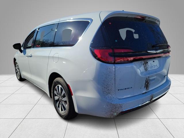 2024 Chrysler Pacifica Hybrid PACIFICA PLUG-IN HYBRID SELECT