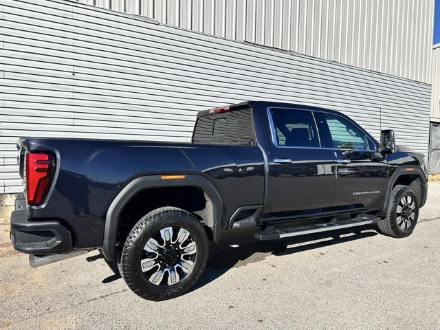 2024 GMC Sierra 2500HD 4WD Crew Cab Standard Bed Denali