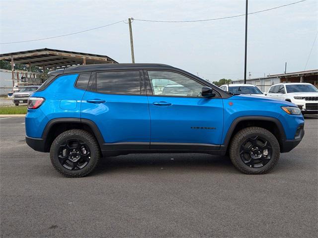 2024 Jeep Compass COMPASS TRAILHAWK 4X4