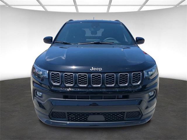 2024 Jeep Compass COMPASS LATITUDE 4X4