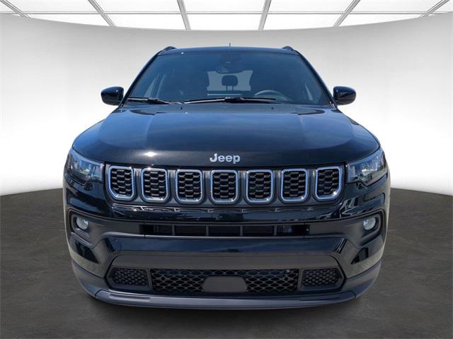 2024 Jeep Compass COMPASS LATITUDE 4X4