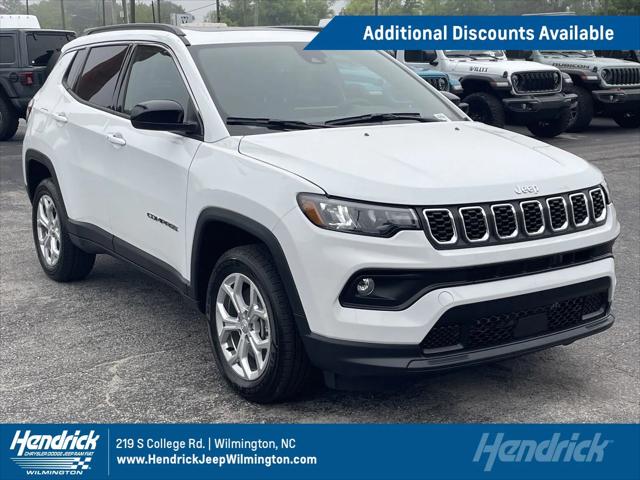 2024 Jeep Compass COMPASS LATITUDE 4X4