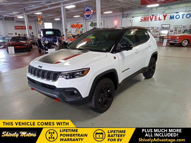 2024 Jeep Compass COMPASS TRAILHAWK 4X4