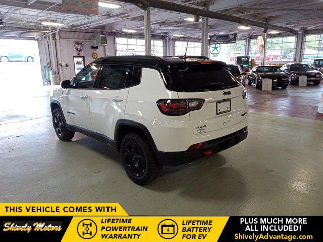 2024 Jeep Compass COMPASS TRAILHAWK 4X4