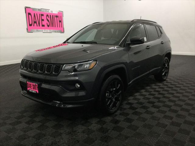 2024 Jeep Compass COMPASS LATITUDE 4X4