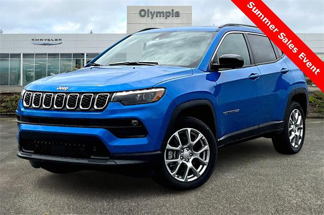 2024 Jeep Compass COMPASS LATITUDE LUX 4X4