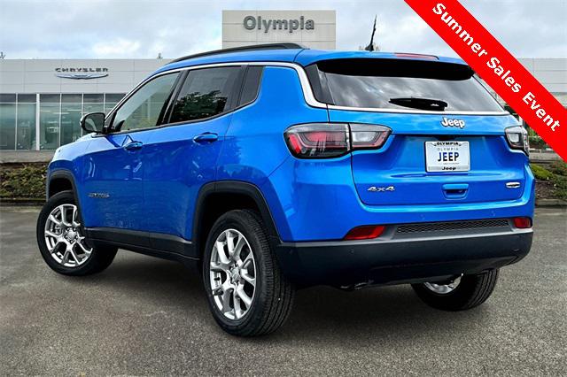 2024 Jeep Compass COMPASS LATITUDE LUX 4X4