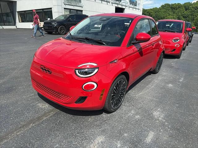 2024 Fiat FIAT 500e 500e INSPI(RED)