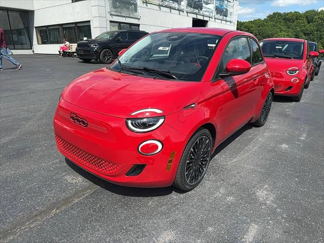 2024 Fiat FIAT 500e 500e INSPI(RED)