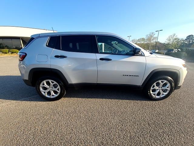 2024 Jeep Compass COMPASS SPORT 4X4